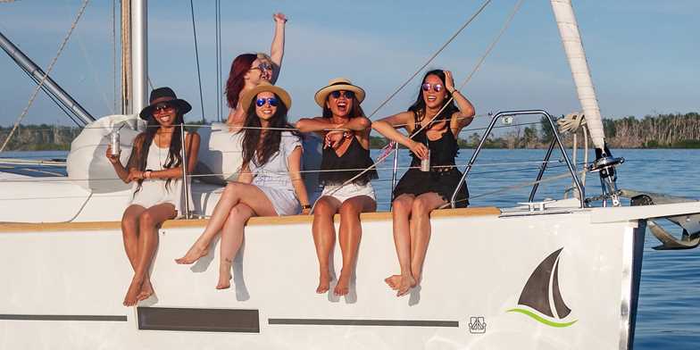 Set Sail with Confidence: Sail Canada Lessons for All