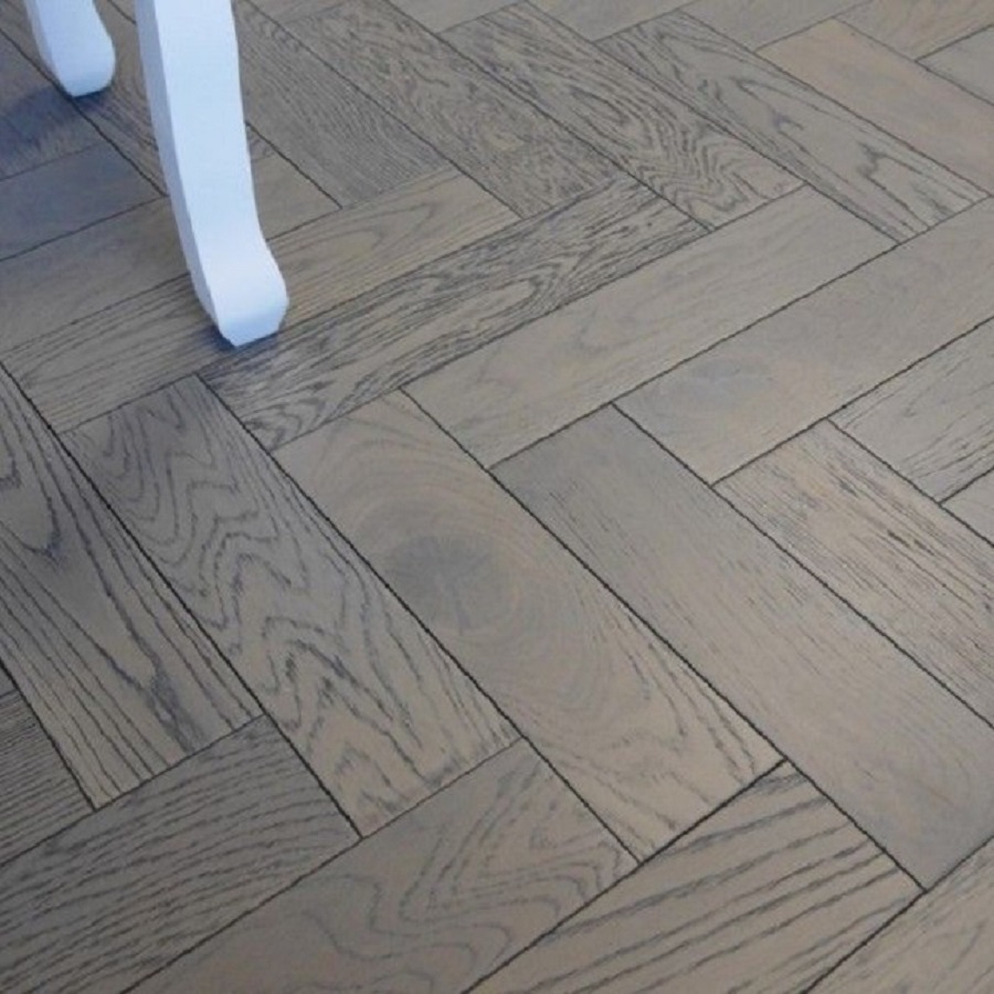 Get Classic Herringbone Parquet Flooring in UK Get Classic Herringbone Parquet Flooring in UK