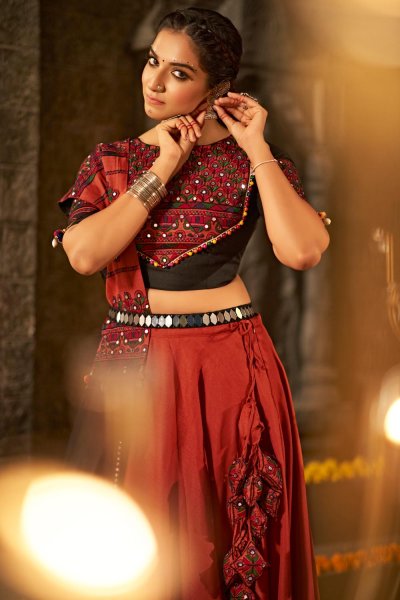 Buy Designer Lehengas in UK