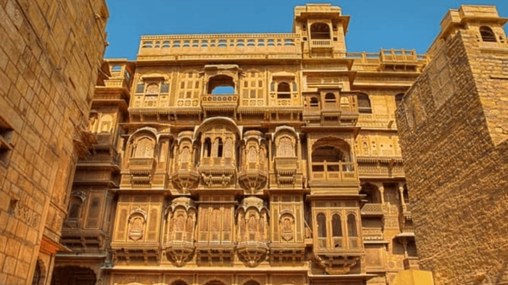 Best Tourist Places In India | Alxtrip.online