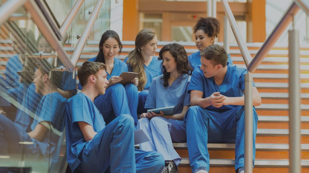 How To Become A Medical Assistant | Medicalcareercollege.edu