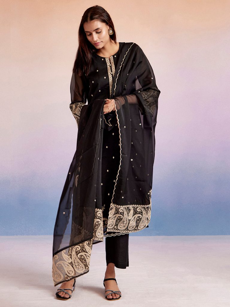 Ethnic Fusion Wear for Women – Discover Jaipur Kurti’s Trendy Collection Ethnic Fusion Wear for Women – Discover Jaipur Kurti’s Trendy Collection