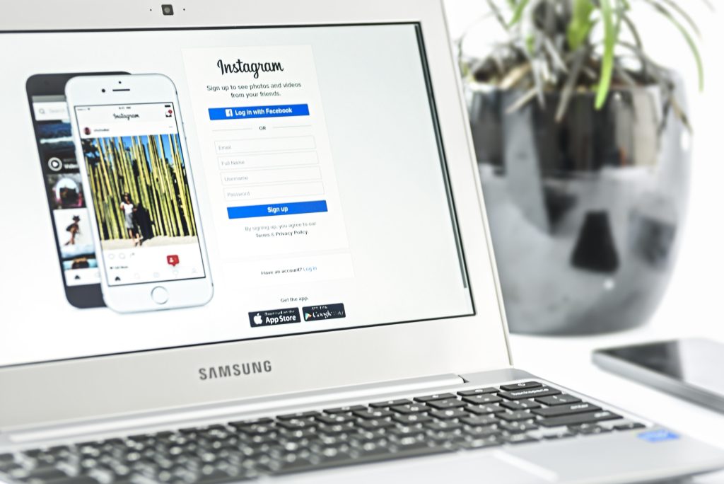 Best place to buy facebook views Best place to buy facebook views