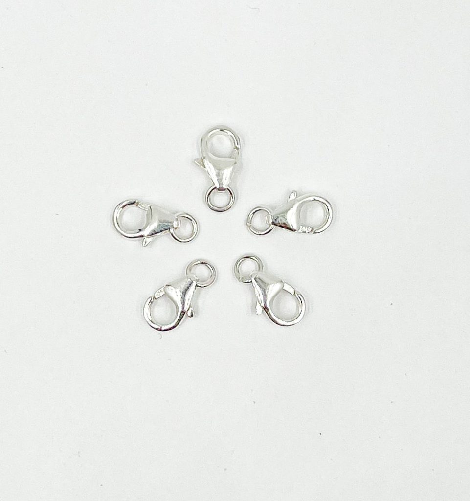 clasps clasps
