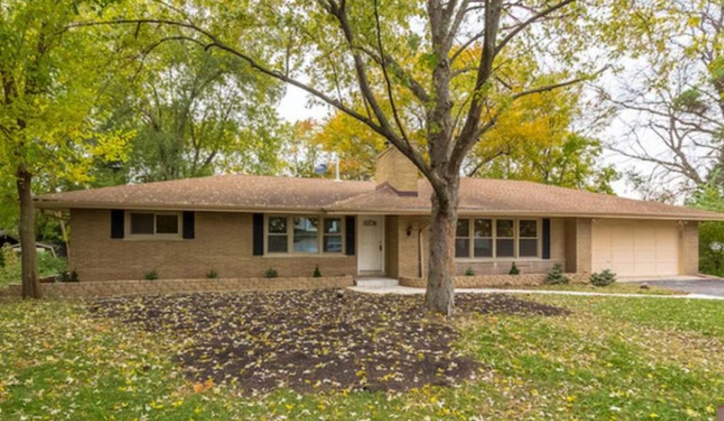 Hackberry Tree Wheaton