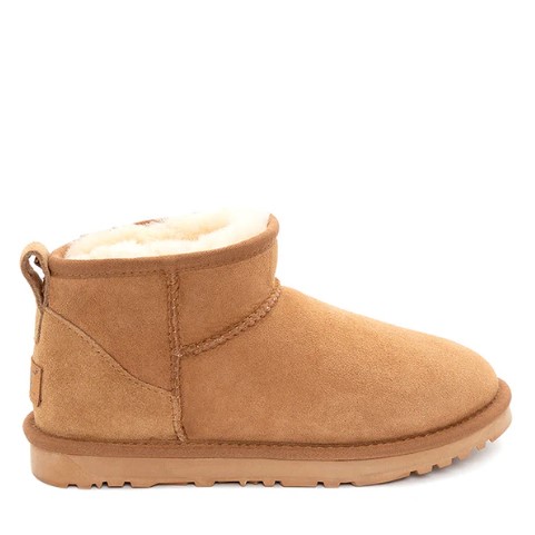 Stylish Women’s UGG Boots for Every Season