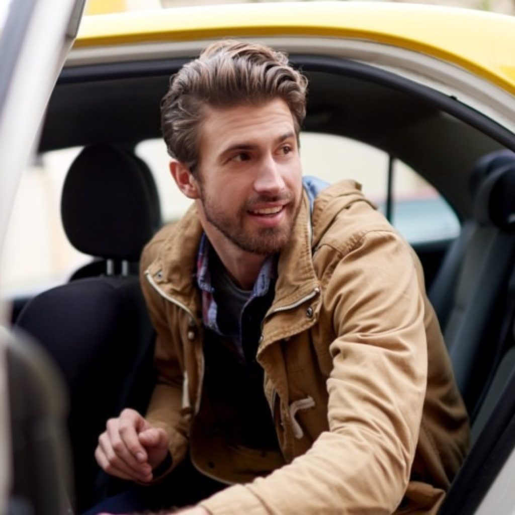 Professional Service With Corporate Taxi Burlington To Montreal For Business Travel Professional Service With Corporate Taxi Burlington To Montreal For Business Travel