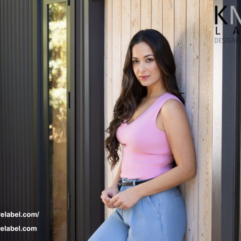 Discover premium denim: timeless fits, effortless style Discover premium denim: timeless fits, effortless style