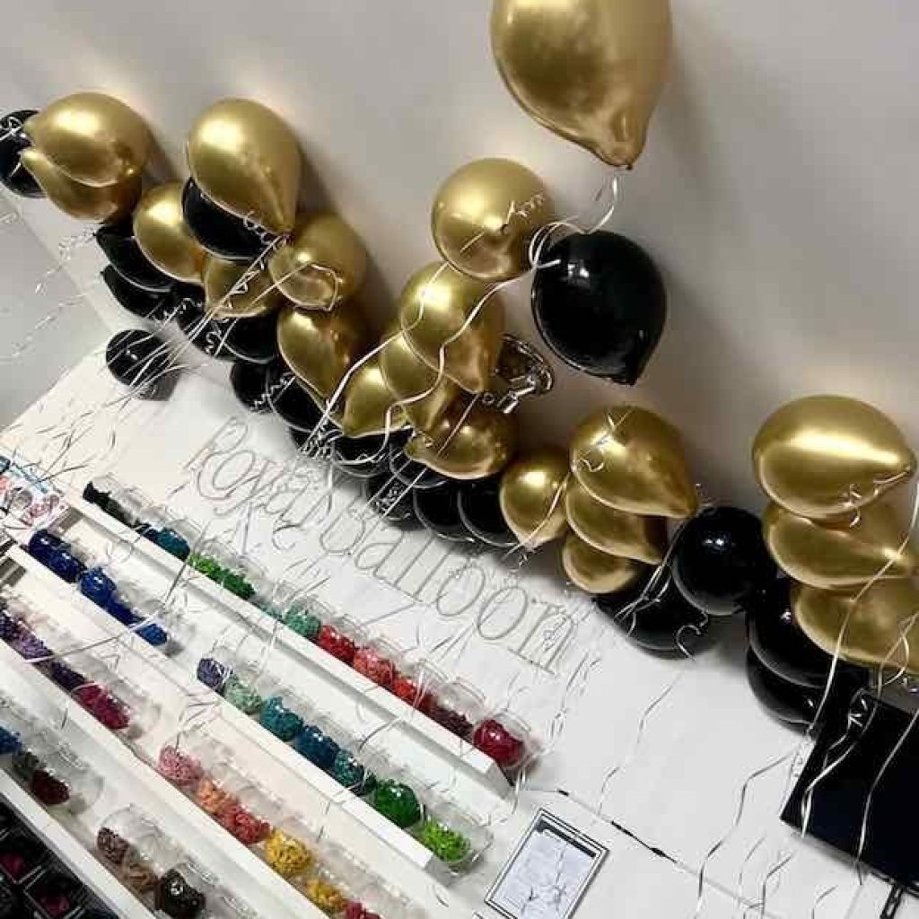 Elevate Your Next Corporate Gathering with Elegant Balloon Columns Elevate Your Next Corporate Gathering with Elegant Balloon Columns