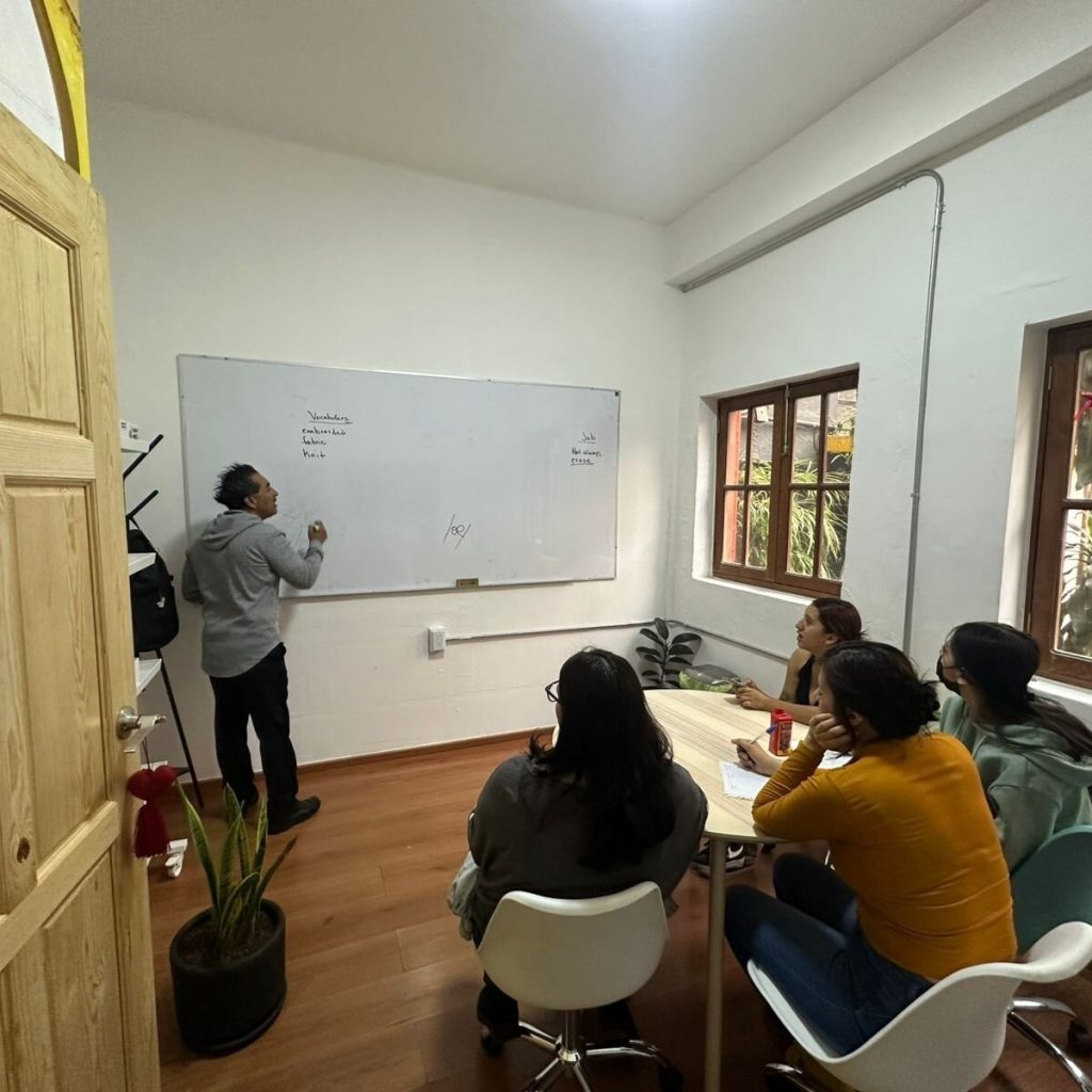 Boost Your English with Expert Private Tutors in Mexico