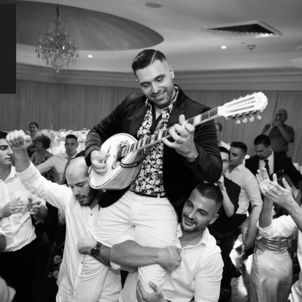 Experienced Bouzouki Music for Melbourne Events