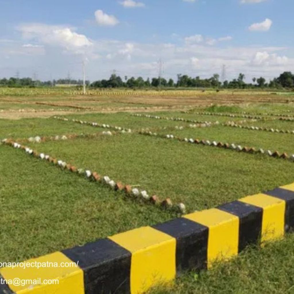 Prime plots under fifteen lakh per kattha available
