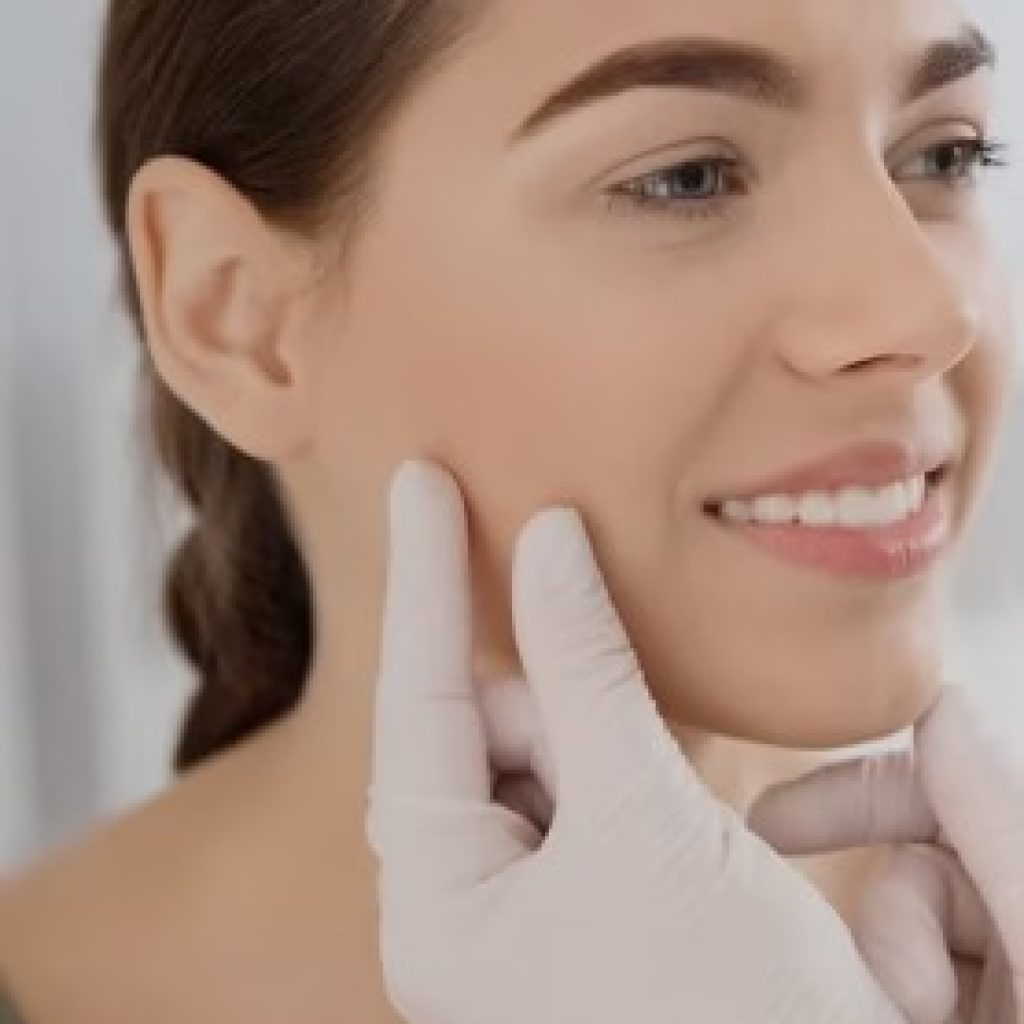 Gentle Under Eye Lines Treatment: Freshen Your Look