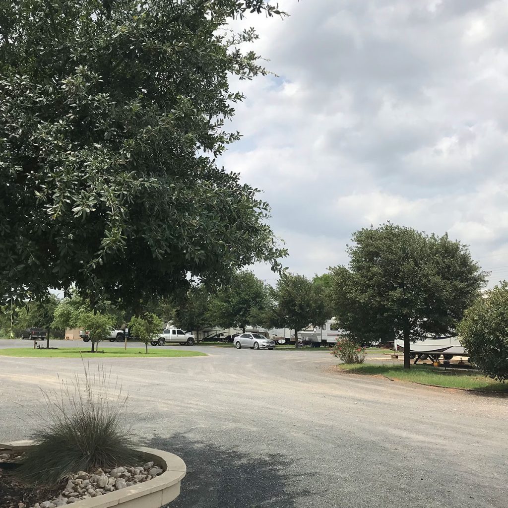 Charming Pearsall RV Park: Spacious, Welcoming Stays Charming Pearsall RV Park: Spacious, Welcoming Stays