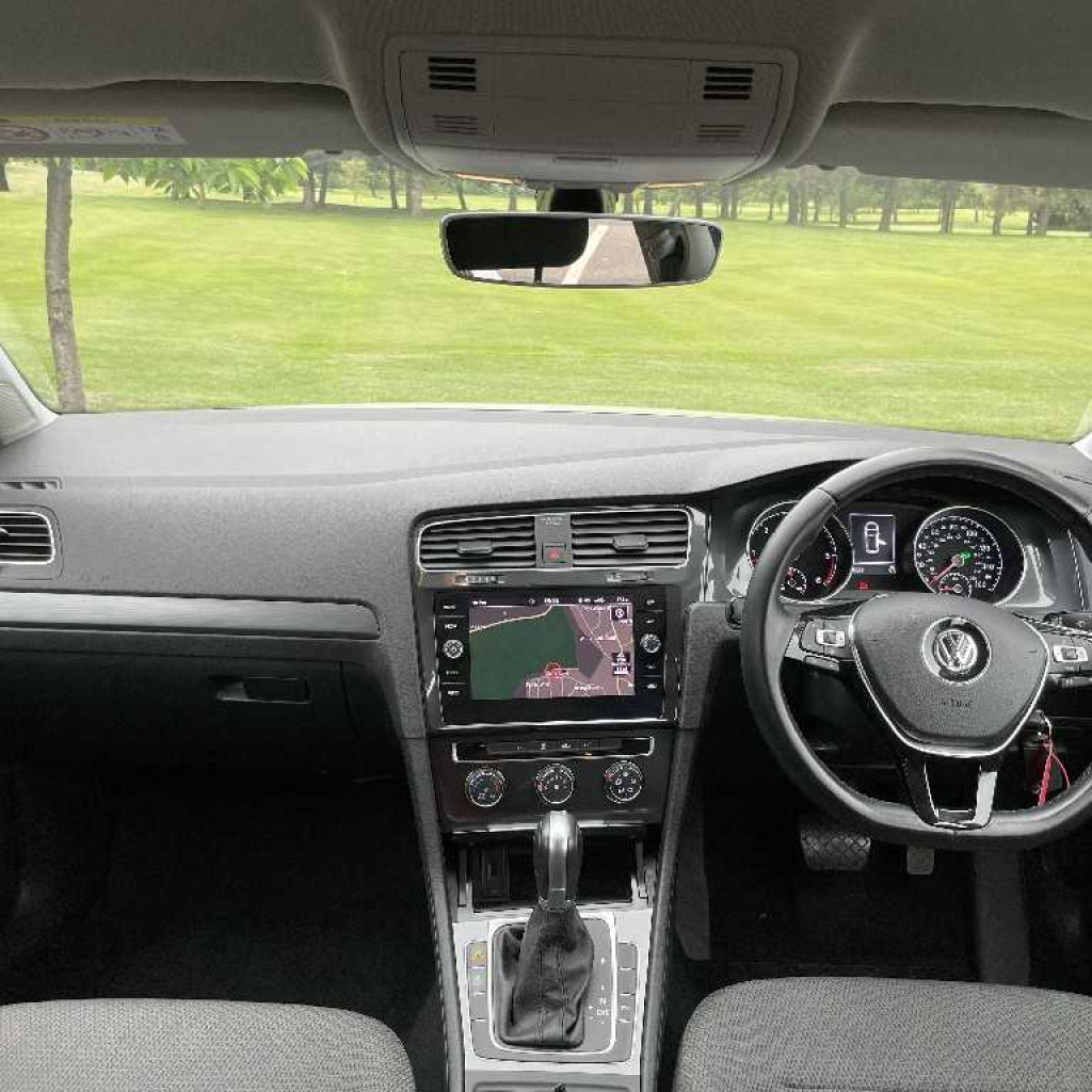 Top Driving School in Cambridge for Confident learners Top Driving School in Cambridge for Confident learners