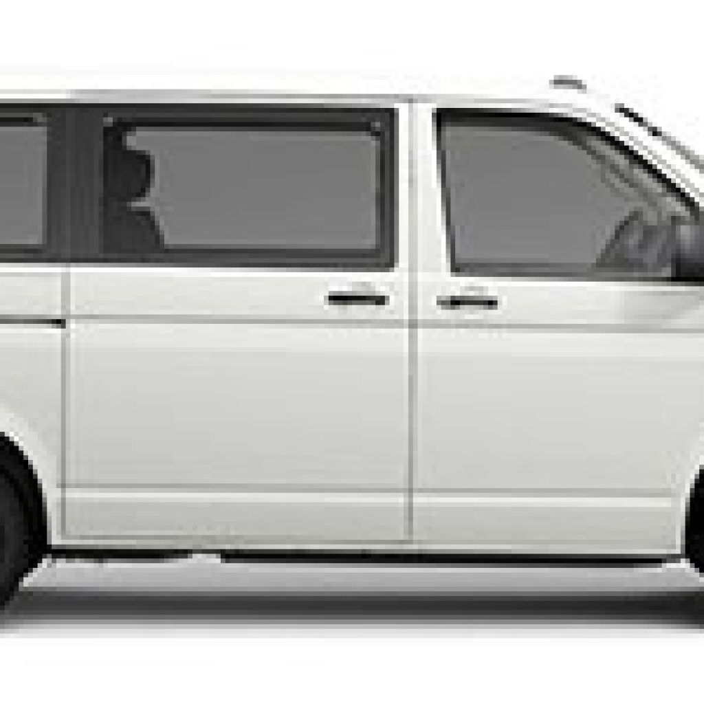 Reliable Group Travel Across the Cotswolds with a Minibus Hire