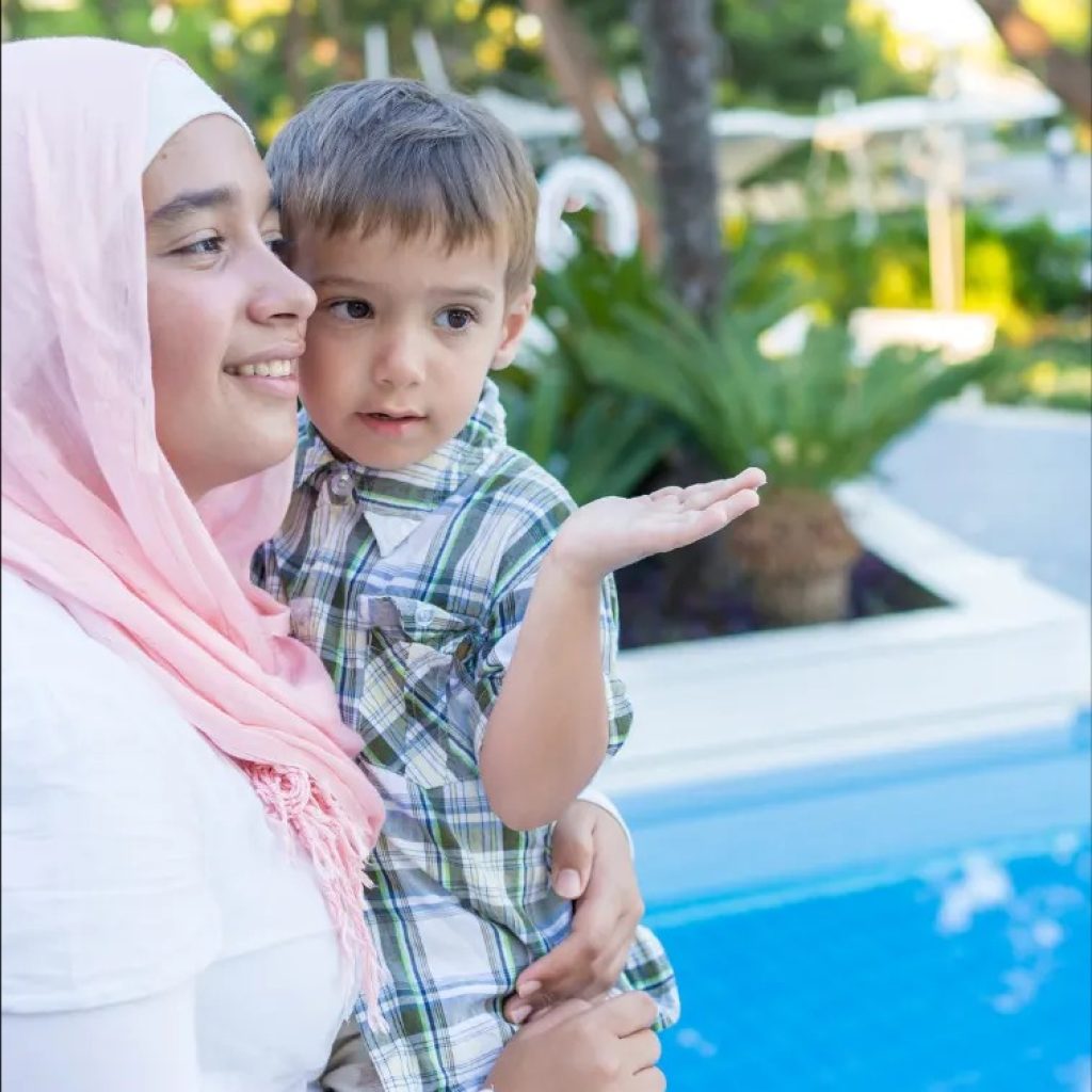 Learn to swim confidently with expert private sessions for newcomers