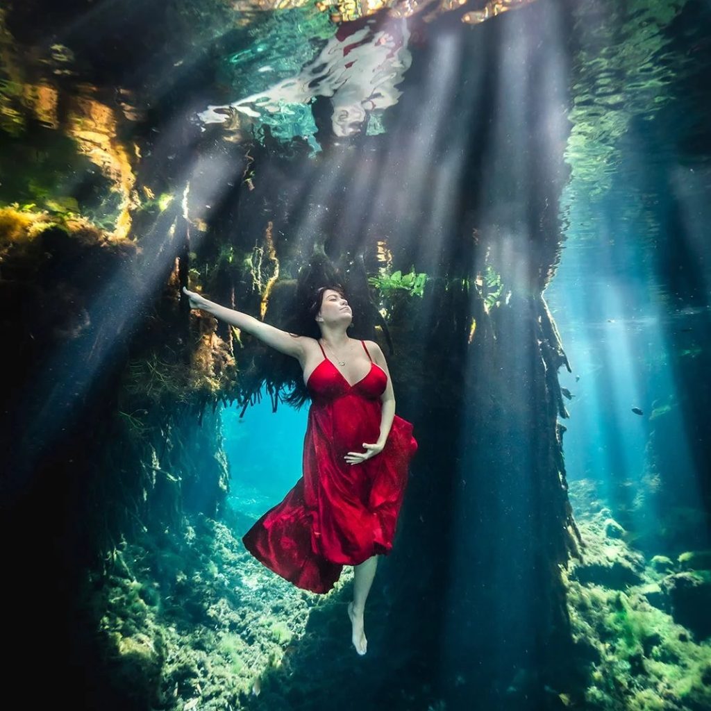 Dive into Mexico’s underwater world with expert photography