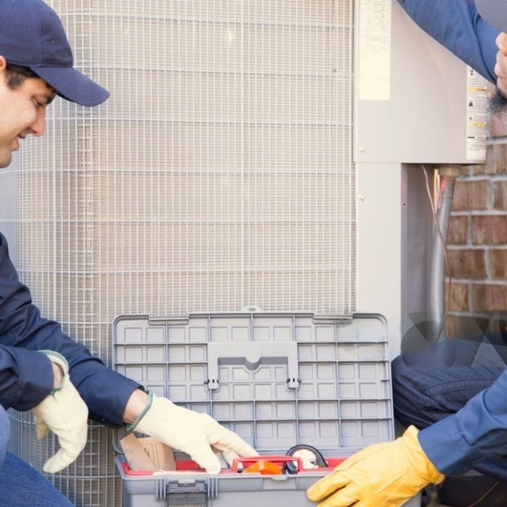 Efficient 2-Tonne Ductless Mini Split Cooling System for Homes