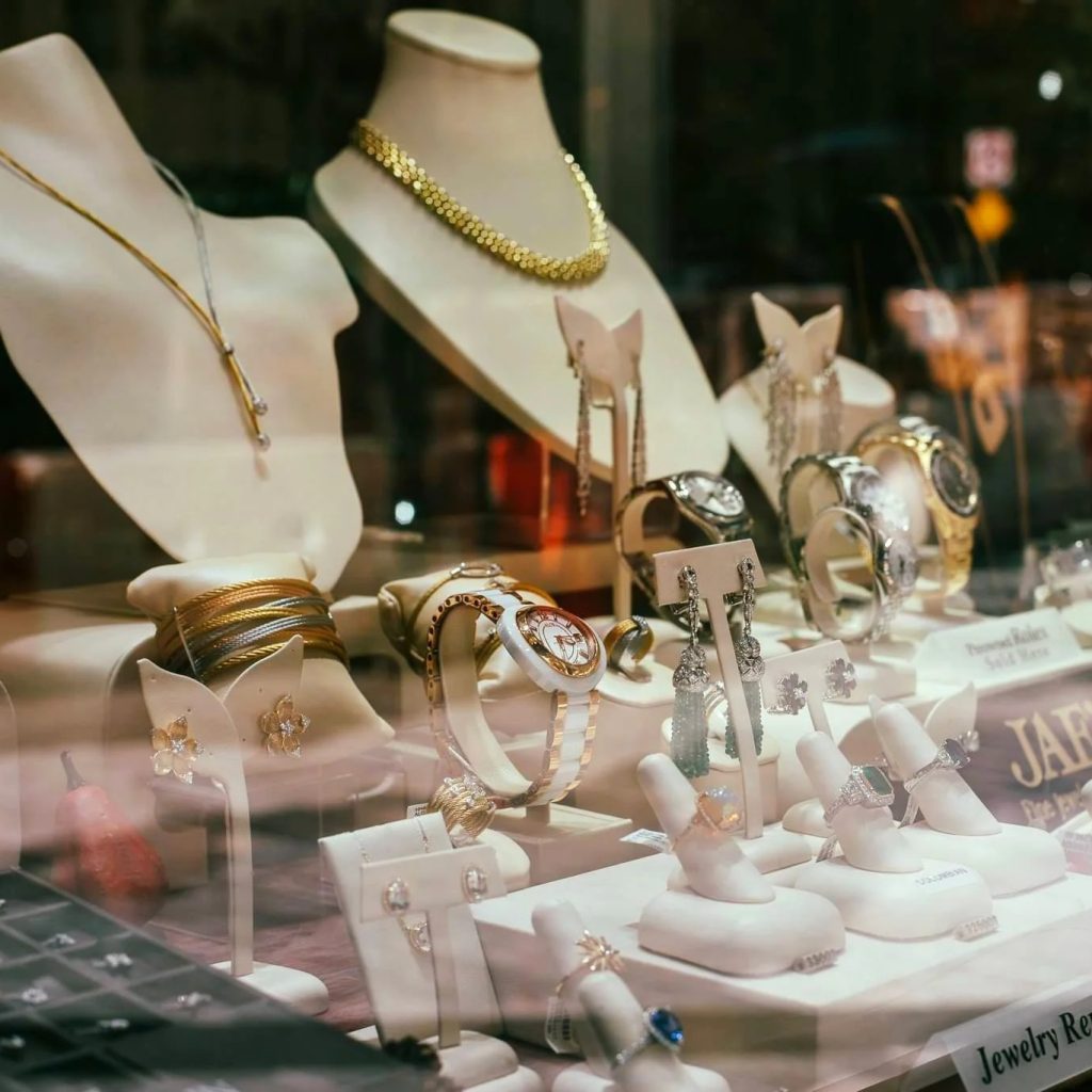 Discover Miami’s Finest Jewelry Experiences
