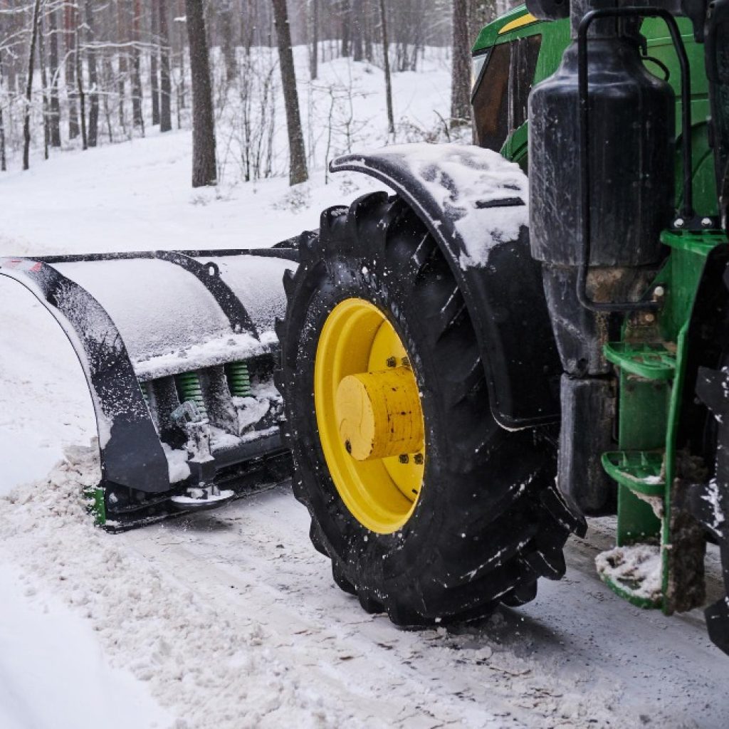 Reliable Winter Snow Clearing in Regina for Homes and Businesses