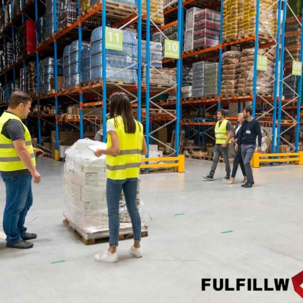 Streamlined warehousing and distribution for B2B success