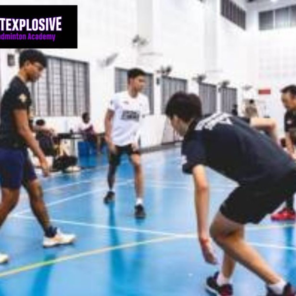Level Up Your Game: Adult Badminton Training and Programs