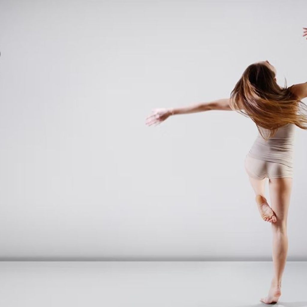 Spice up your relationship with elegant salsa sessions