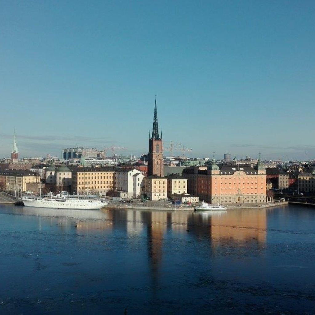 Find a skilled psychotherapist in Stockholm for teal balanced therapy Find a skilled psychotherapist in Stockholm for teal balanced therapy